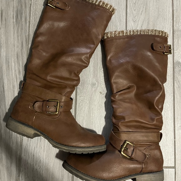 Fur riding boots size 8 - Picture 1 of 4